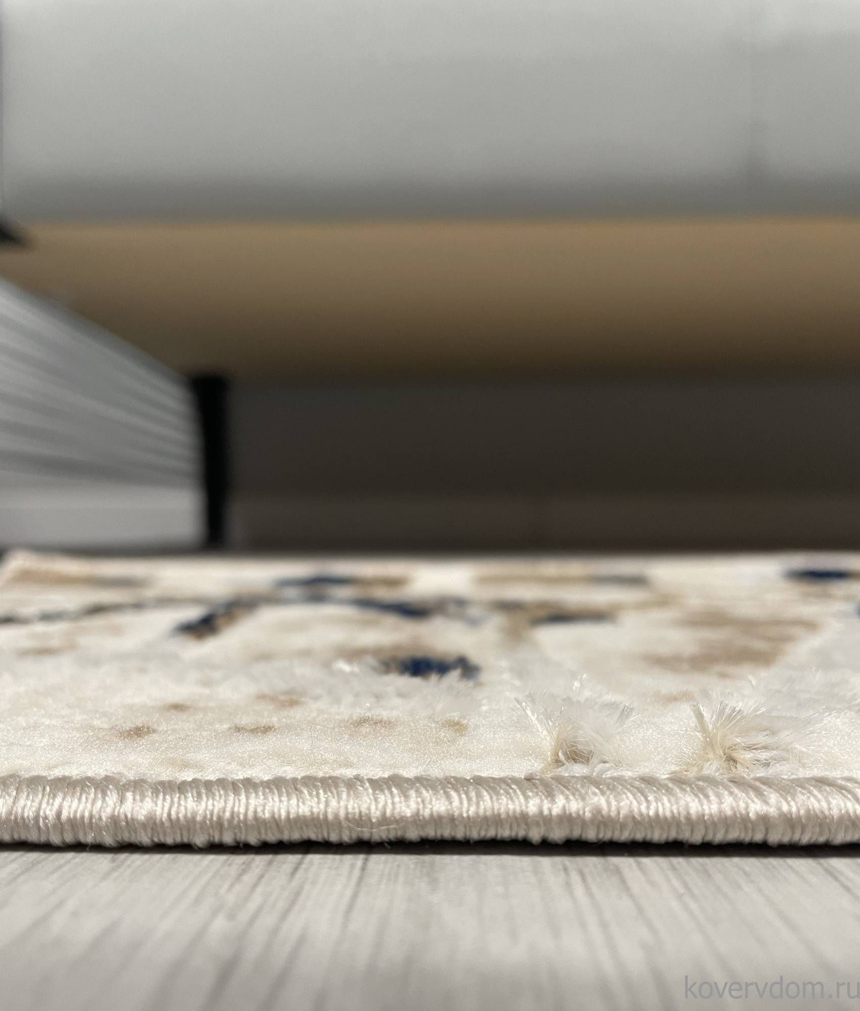 Ковер ANTEP O1702 665 CREAM / VIZON Ковер ANTEP O1702 665 CREAM / VIZON