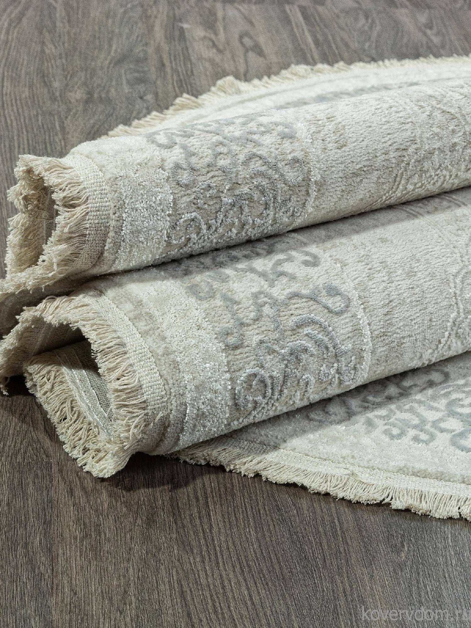 Ковер RUBI-A 26702Z CREAM / BEIGE Овал Ковер RUBI-A 26702Z CREAM / BEIGE Овал